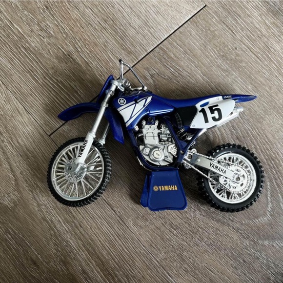 New-Ray Toys RoadRider Collection Yamaha YZ 426F Motocross Motorcycle 1:12 - Picture 3 of 10
